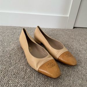 Vintage Chanel flats size 40.5